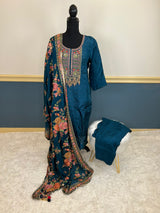 Pure zardousi Delhi Boutique