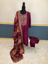 Pure zardousi Delhi Boutique