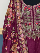 Pure zardousi Delhi Boutique