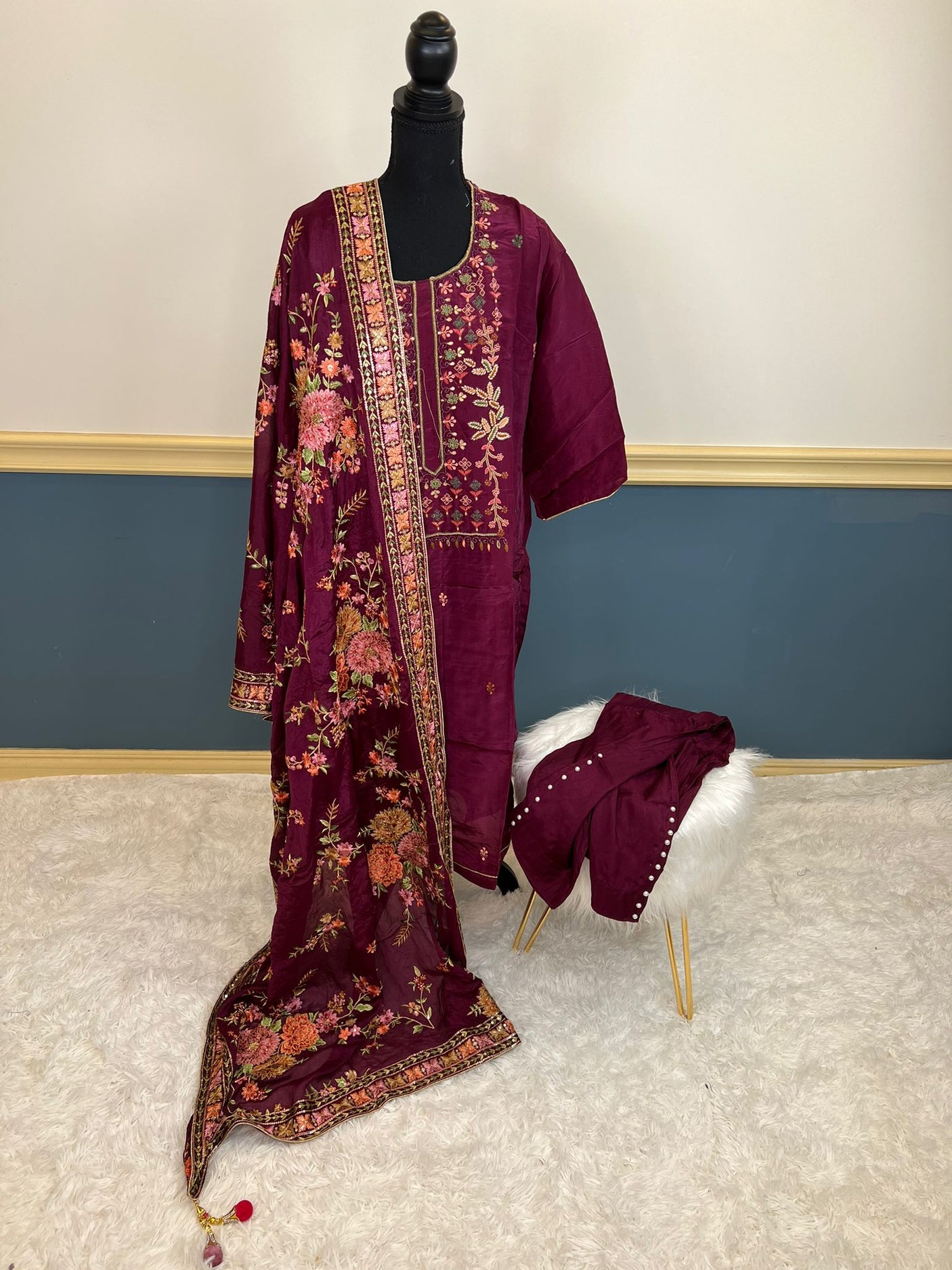 Pure zardousi Delhi Boutique