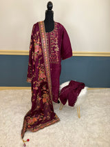 Pure zardousi Delhi Boutique