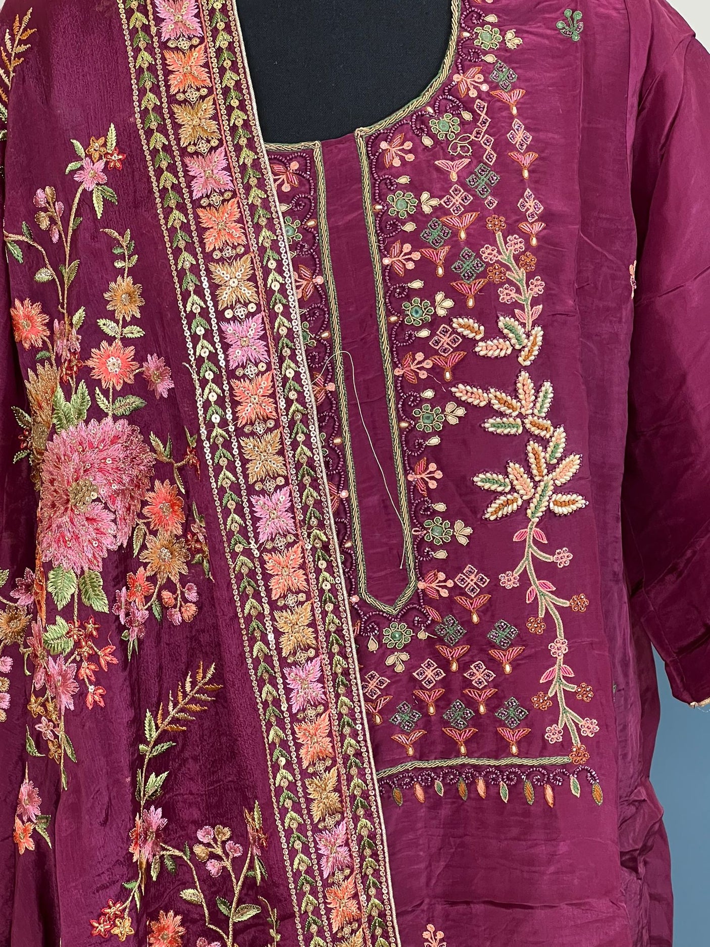 Pure zardousi Delhi Boutique