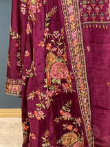 Pure zardousi Delhi Boutique