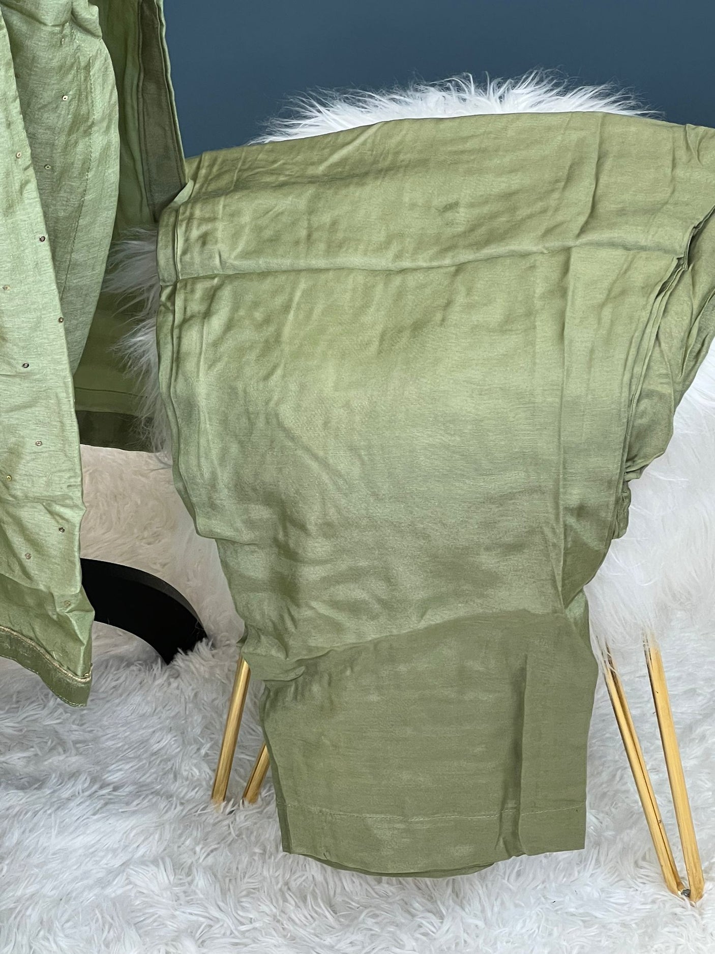 Pure zardousi Delhi Boutique