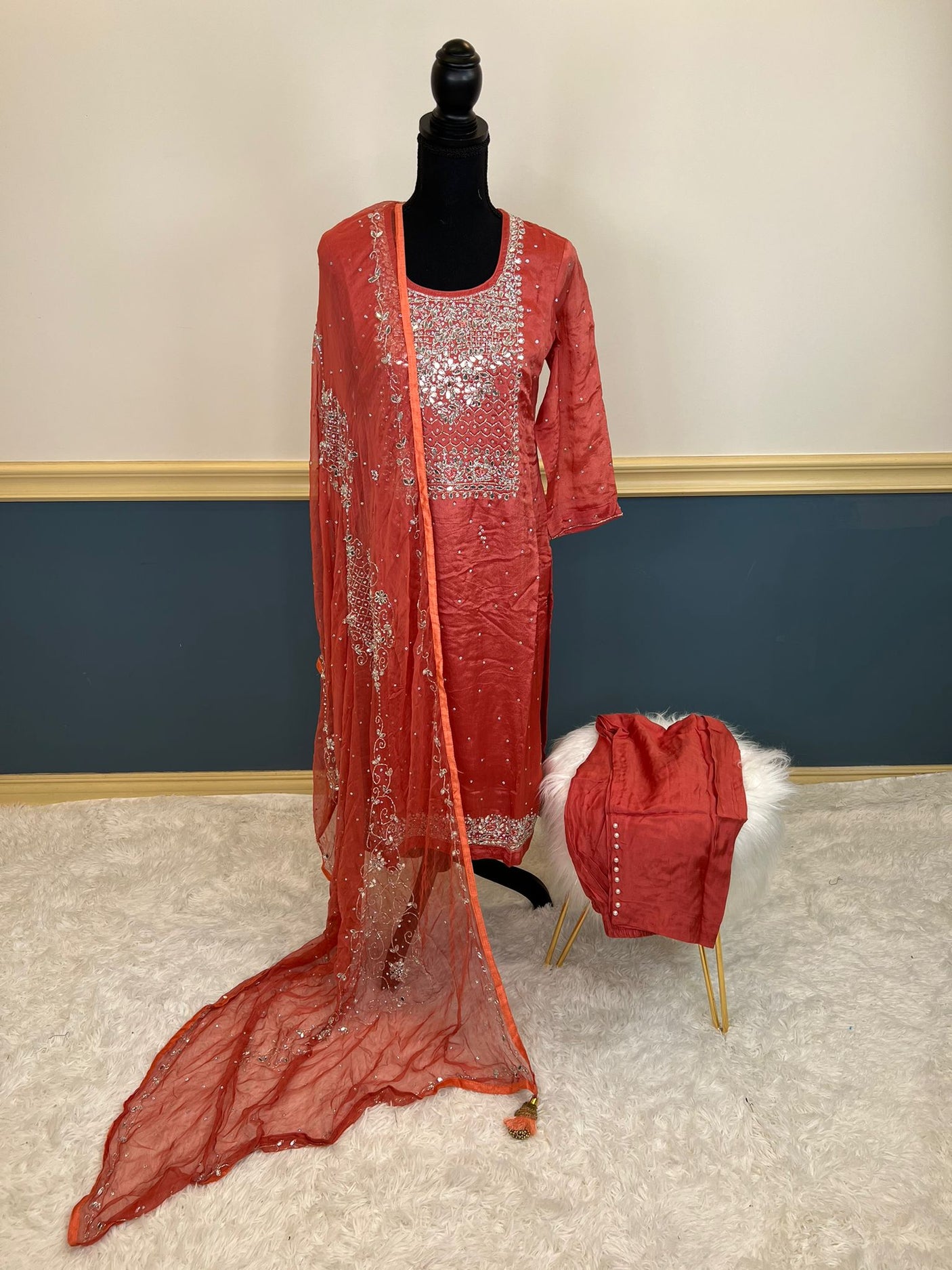 Pure zardousi Delhi Boutique