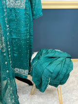 Pure zardousi Delhi Boutique