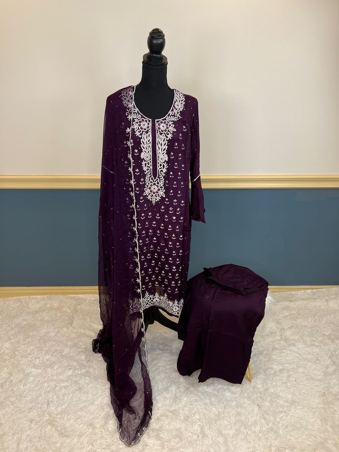 Pure zardousi Delhi Boutique