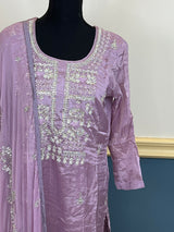 Pure zardousi Delhi Boutique