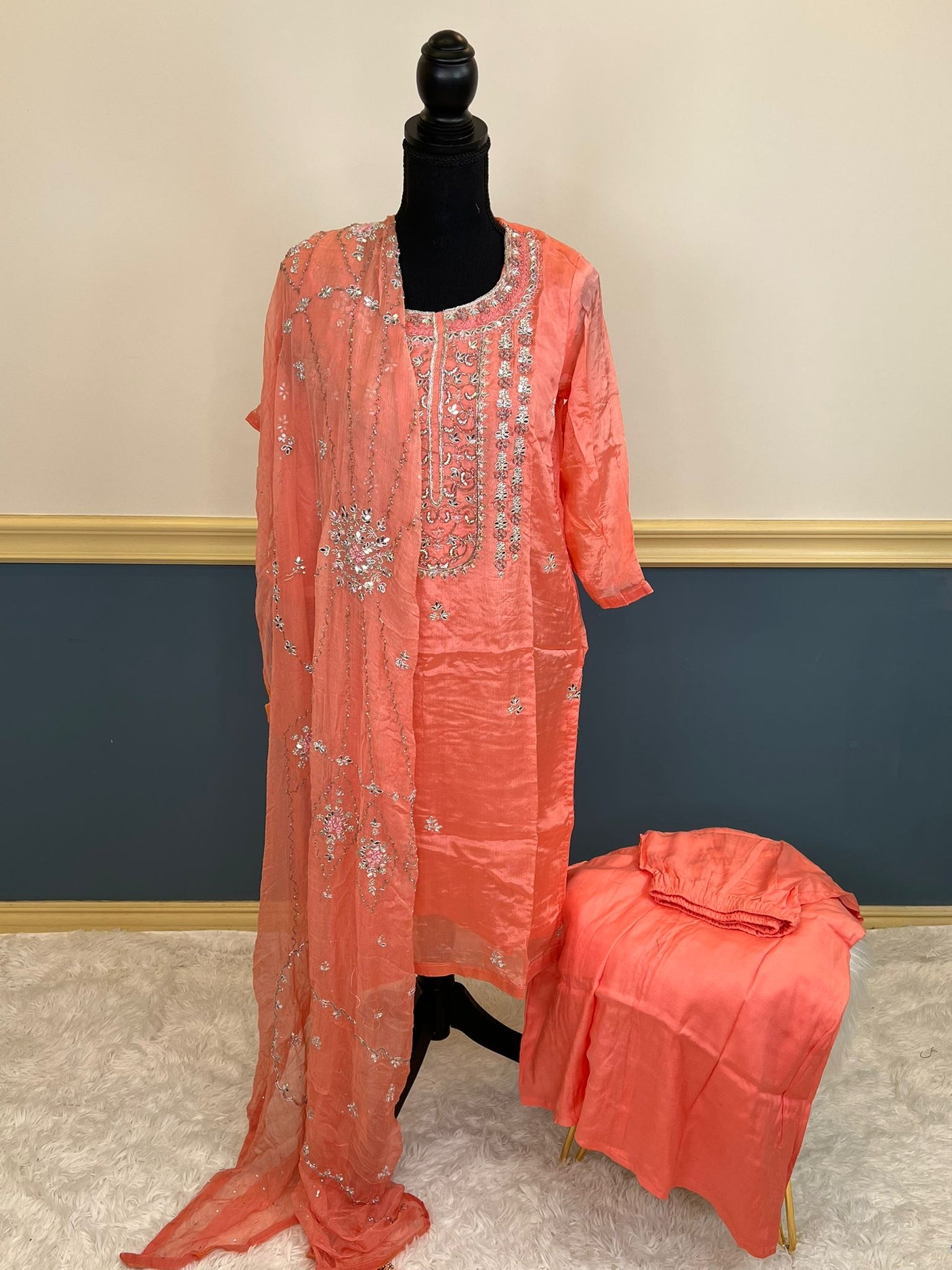 Pure zardousi Delhi Boutique