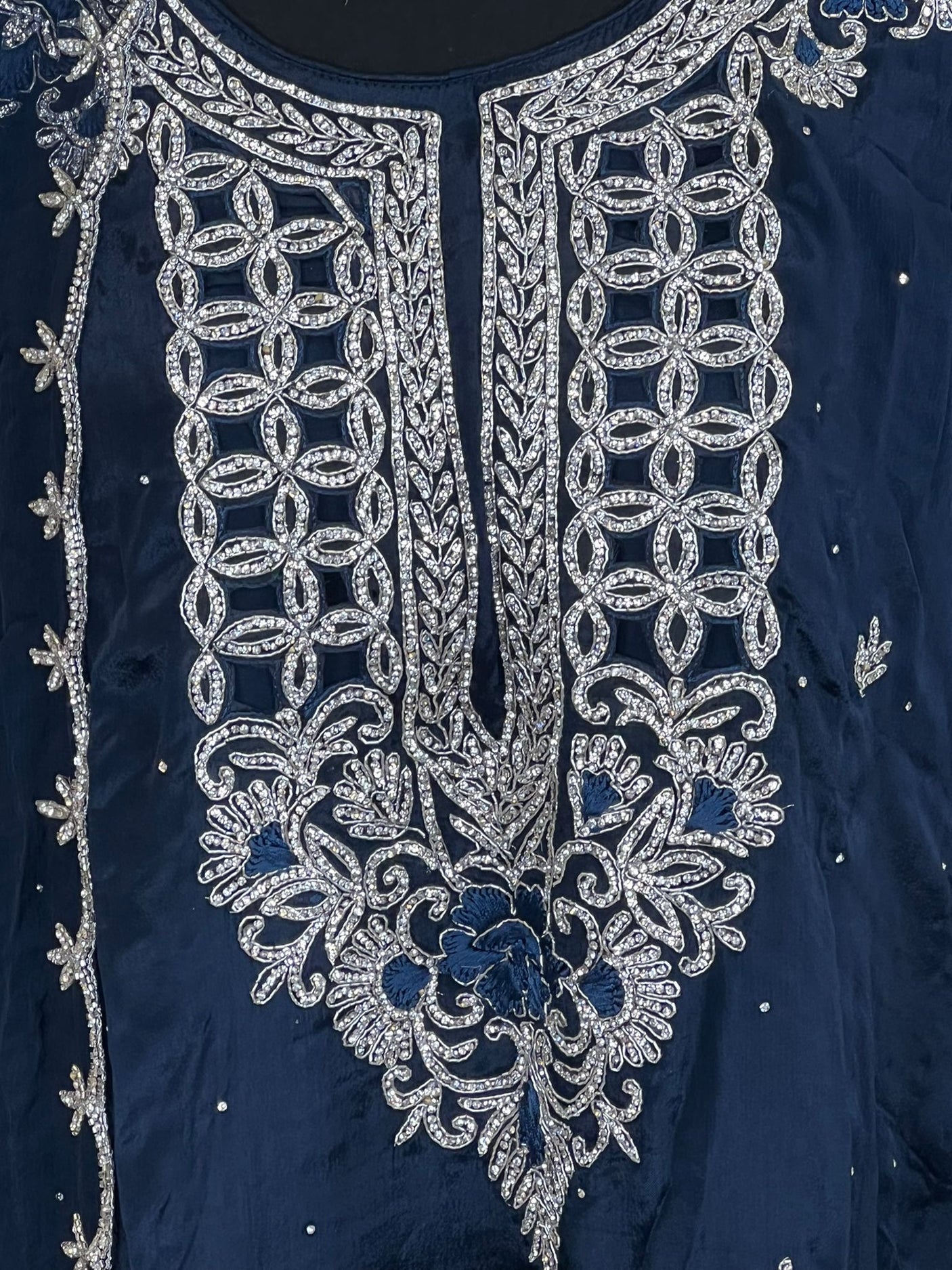 Pure zardousi Delhi Boutique