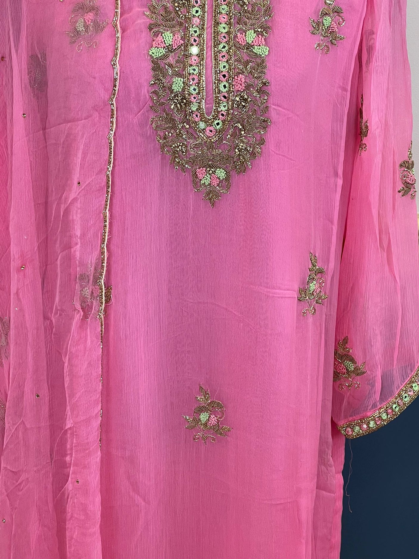 Pure zardousi Delhi Boutique