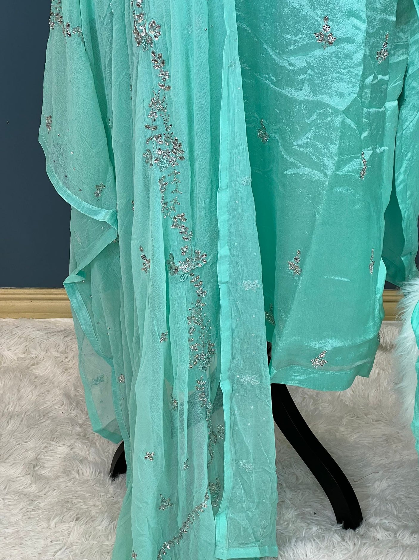 Pure zardousi Delhi Boutique