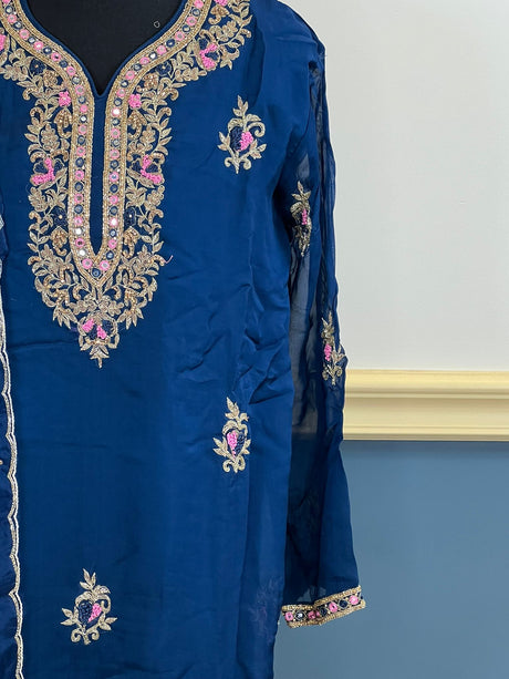 Pure zardousi Delhi Boutique