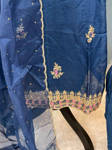 Pure zardousi Delhi Boutique