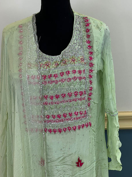 Pure zardousi Delhi Boutique