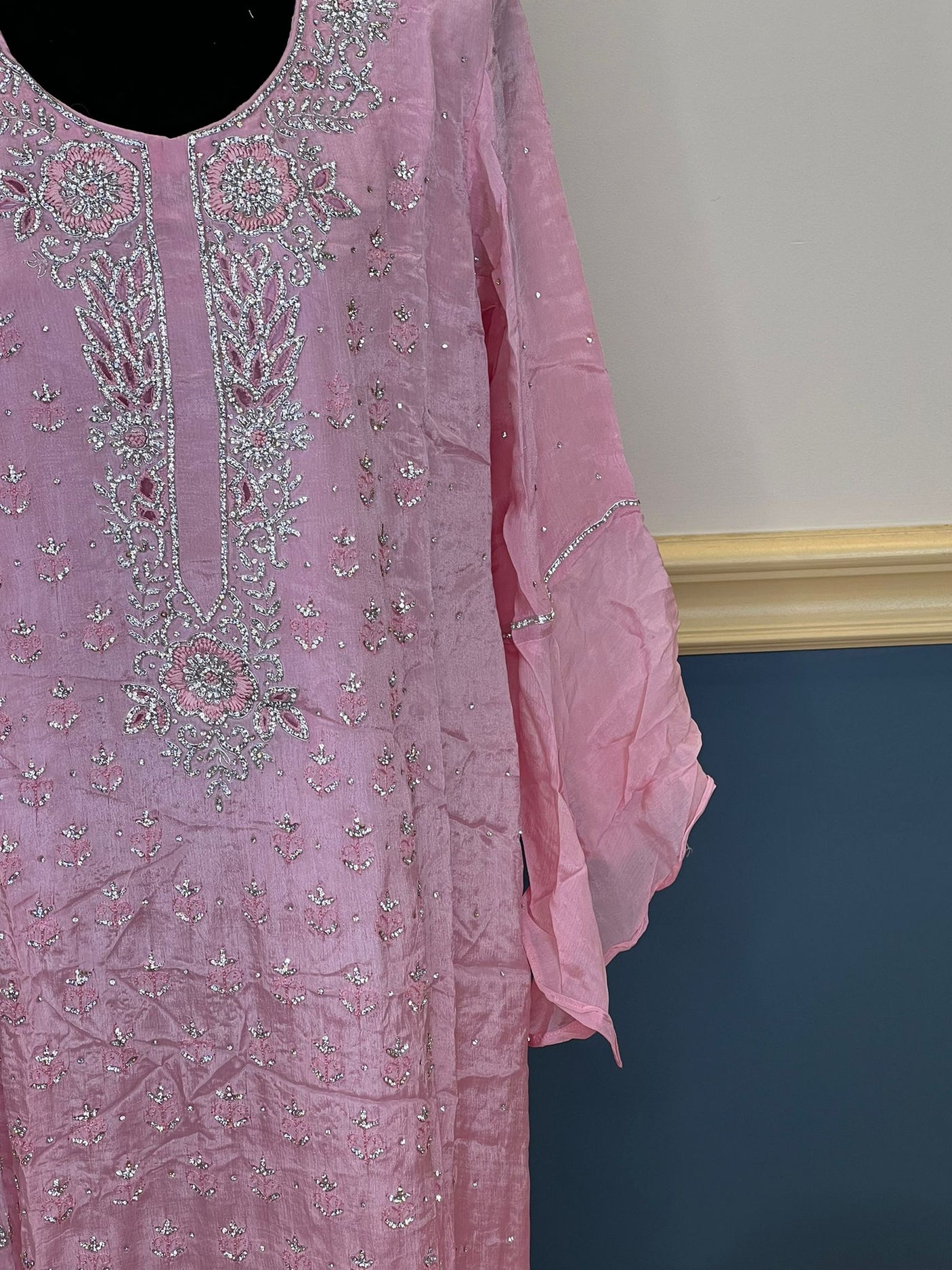 Pure zardousi Delhi Boutique