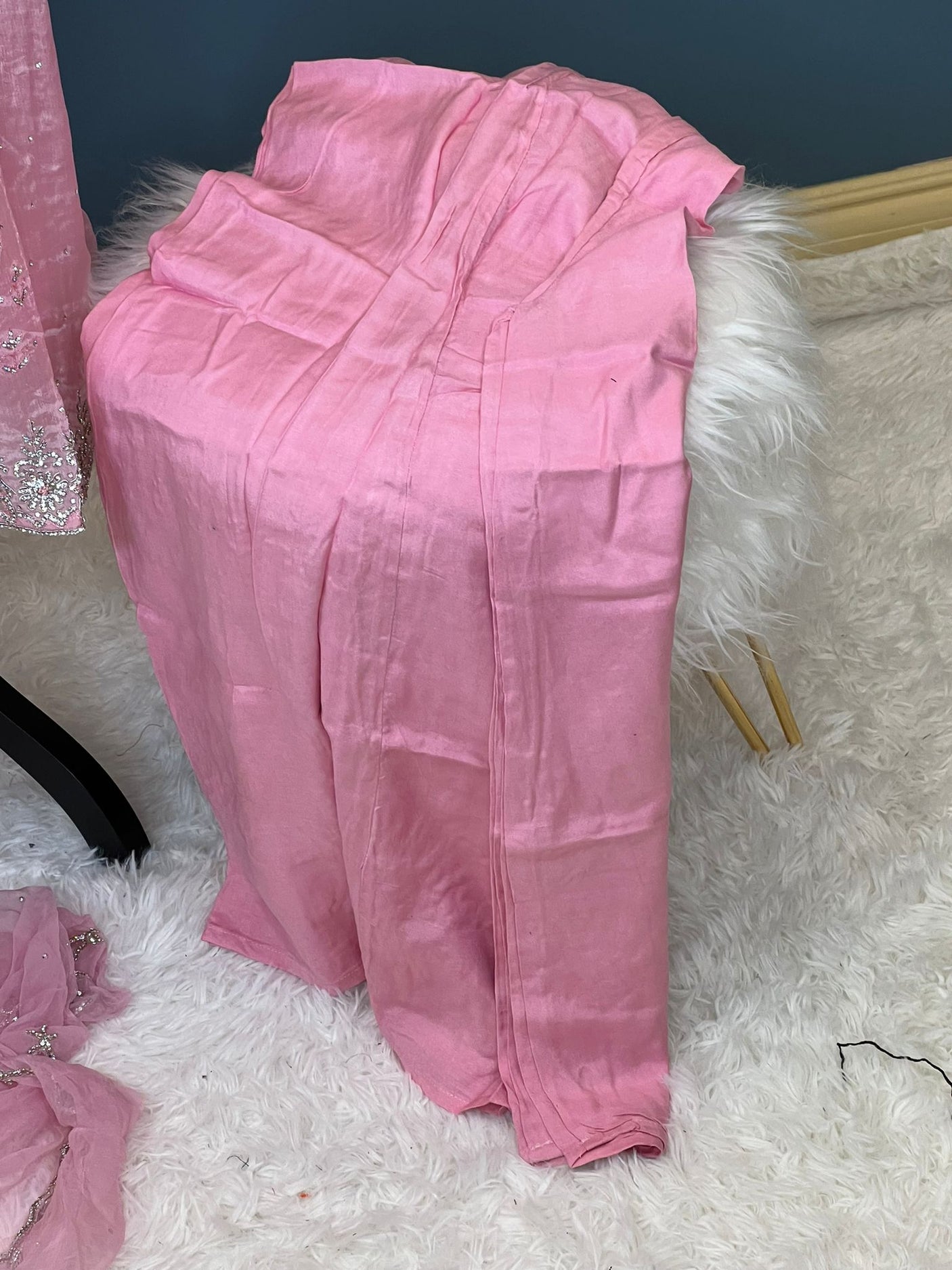 Pure zardousi Delhi Boutique