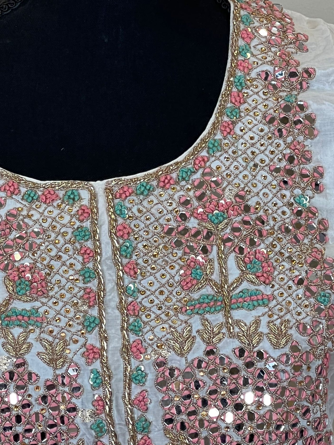 Pure zardousi Delhi Boutique