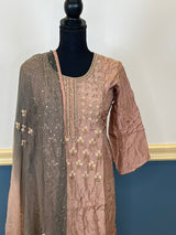 Pure zardousi Delhi Boutique