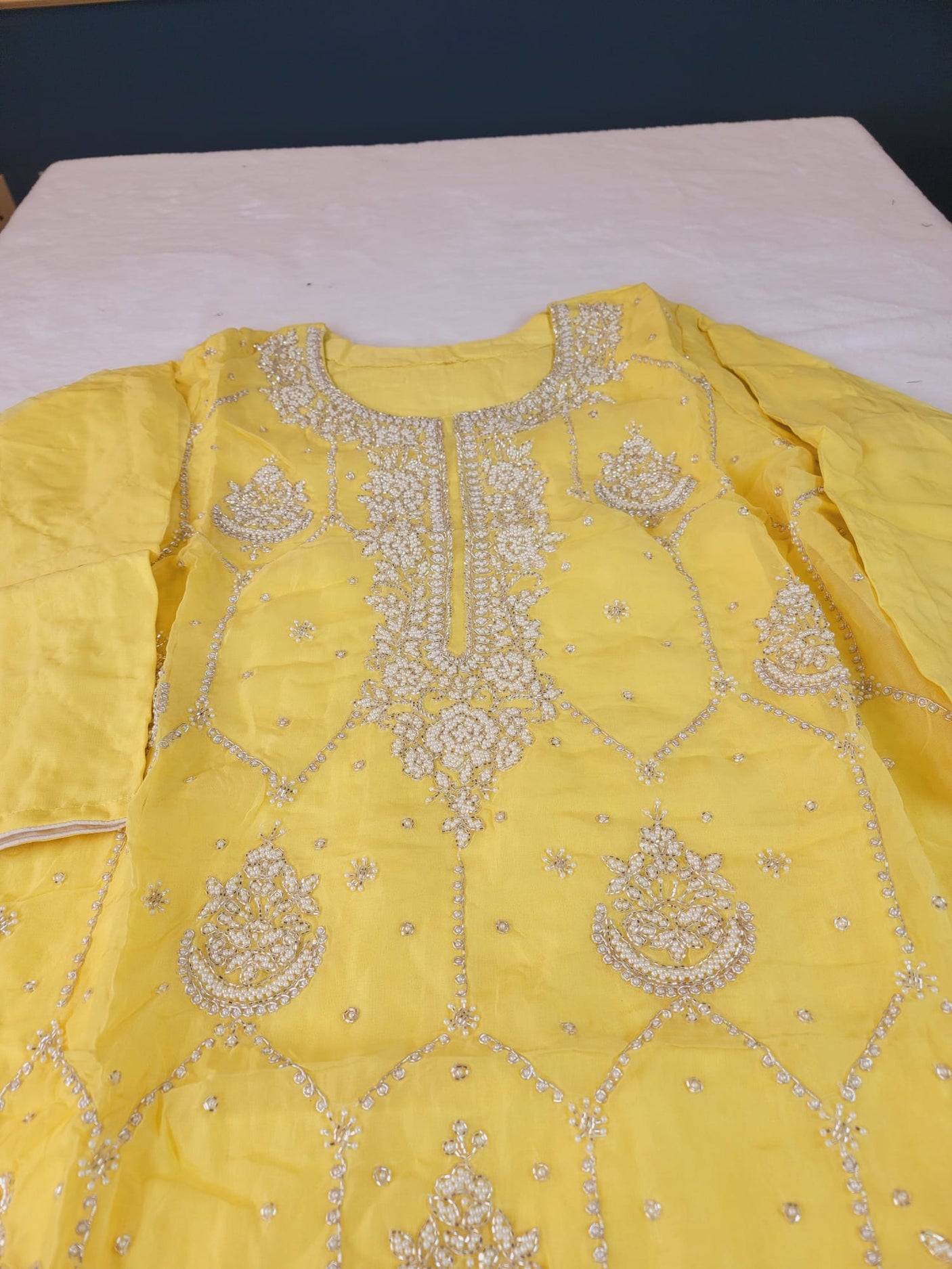 Pure zardousi Delhi Boutique