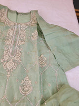 Pure zardousi Delhi Boutique