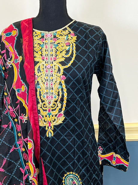 Pakistani Stitched lawn Embroidered Salwar kameez ready to ship