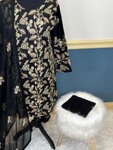 Pakistani Stitched Embroidered lawn Salwar kameez ready to ship