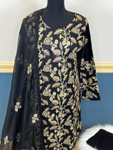 Pakistani Stitched Embroidered lawn Salwar kameez ready to ship