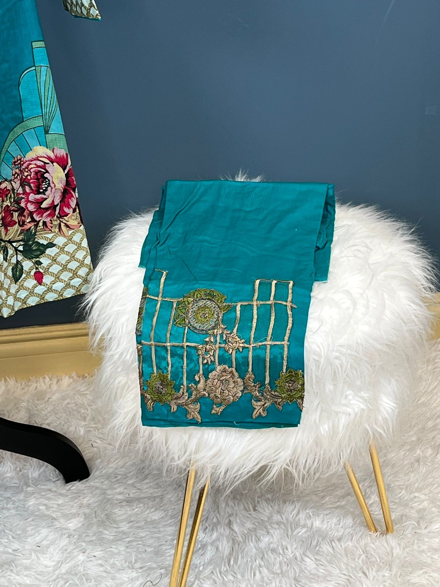 Pakistani Stitched Embroidered lawn Salwar kameez ready to ship