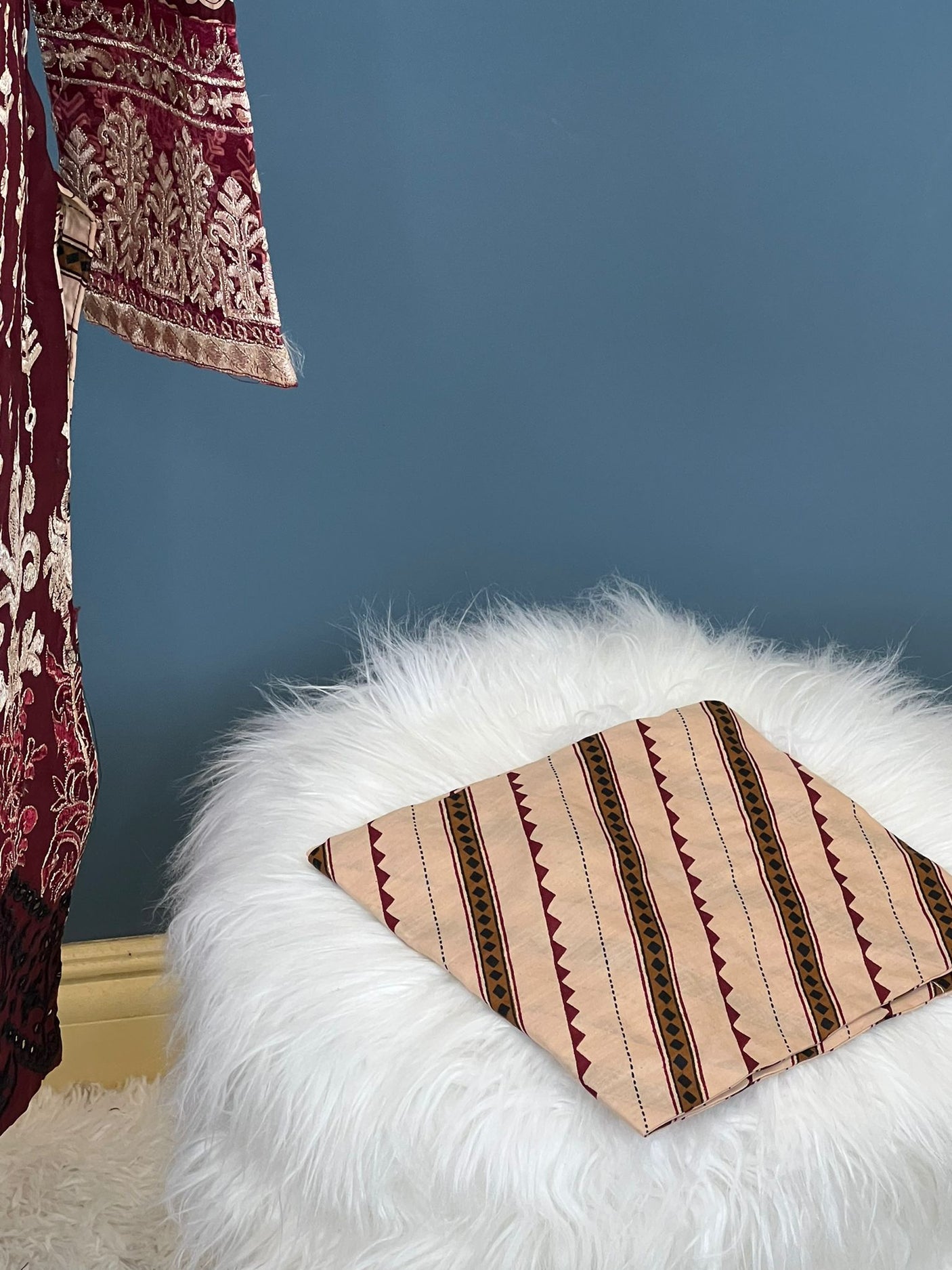 Pakistani Stitched Embroidered lawn Salwar kameez ready to ship