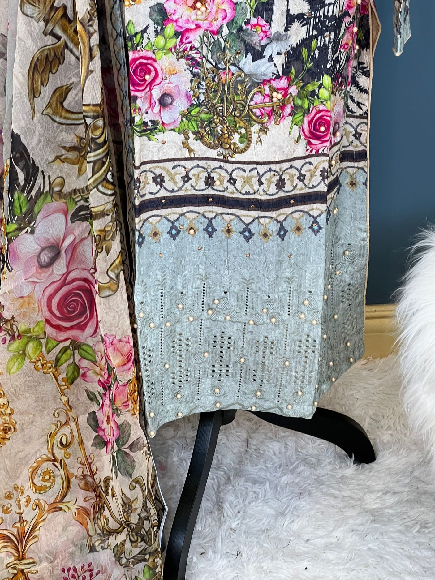 Pakistani Stitched Embroidered lawn Salwar kameez ready to ship