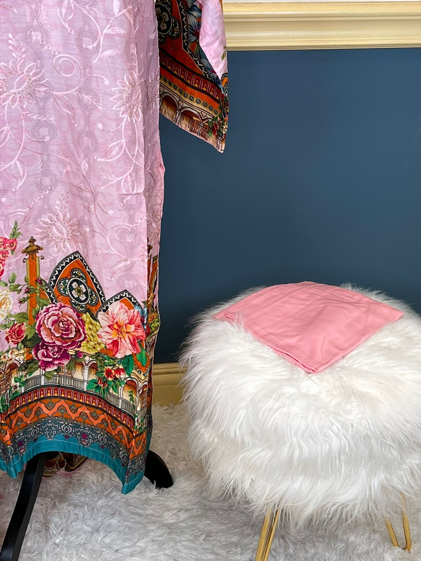 Pakistani Stitched Embroidered lawn Salwar kameez ready to ship