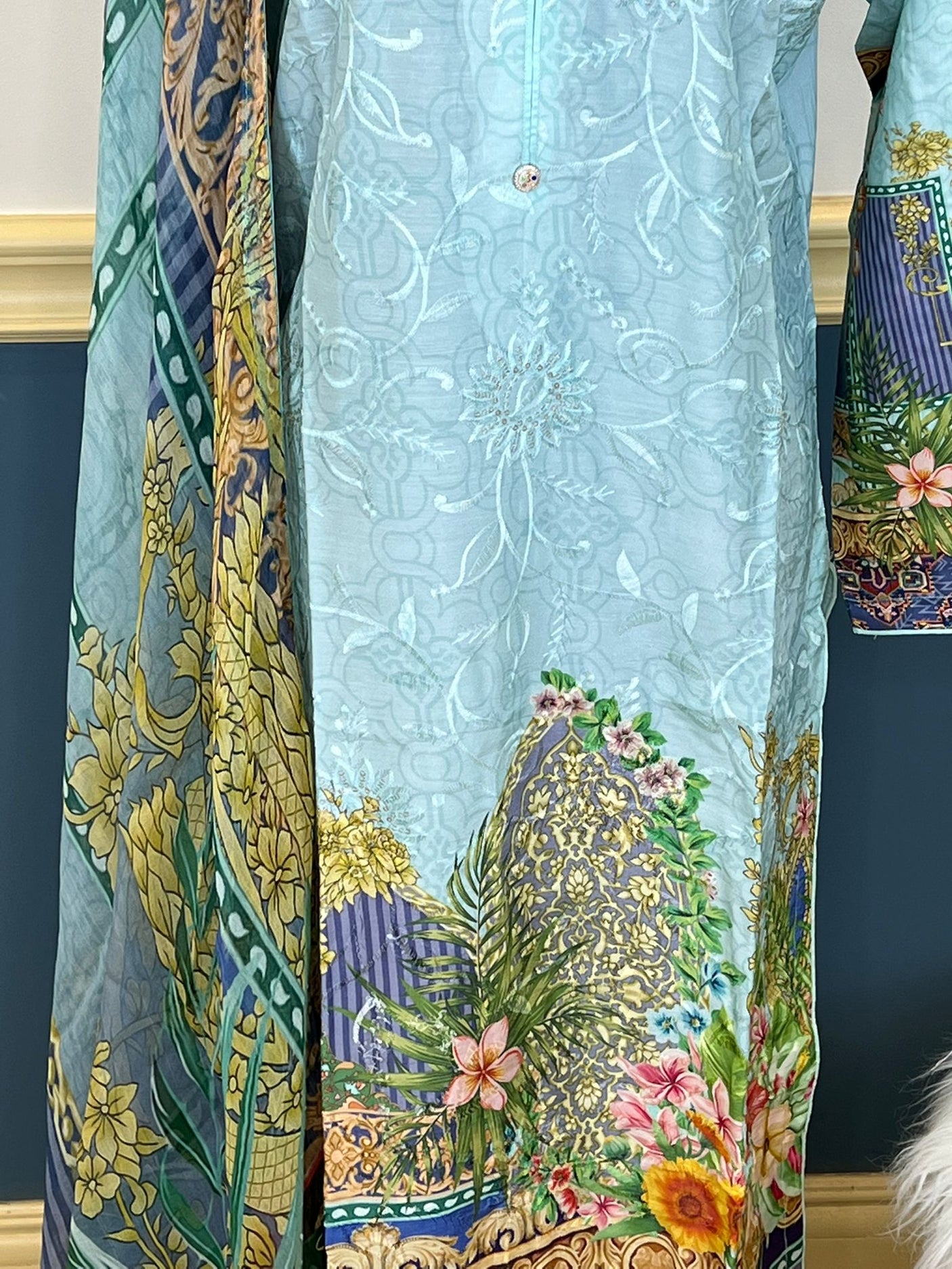 Pakistani Stitched Embroidered lawn Salwar kameez ready to ship