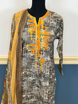 Pakistani Stitched Embroidered lawn Salwar kameez ready to ship