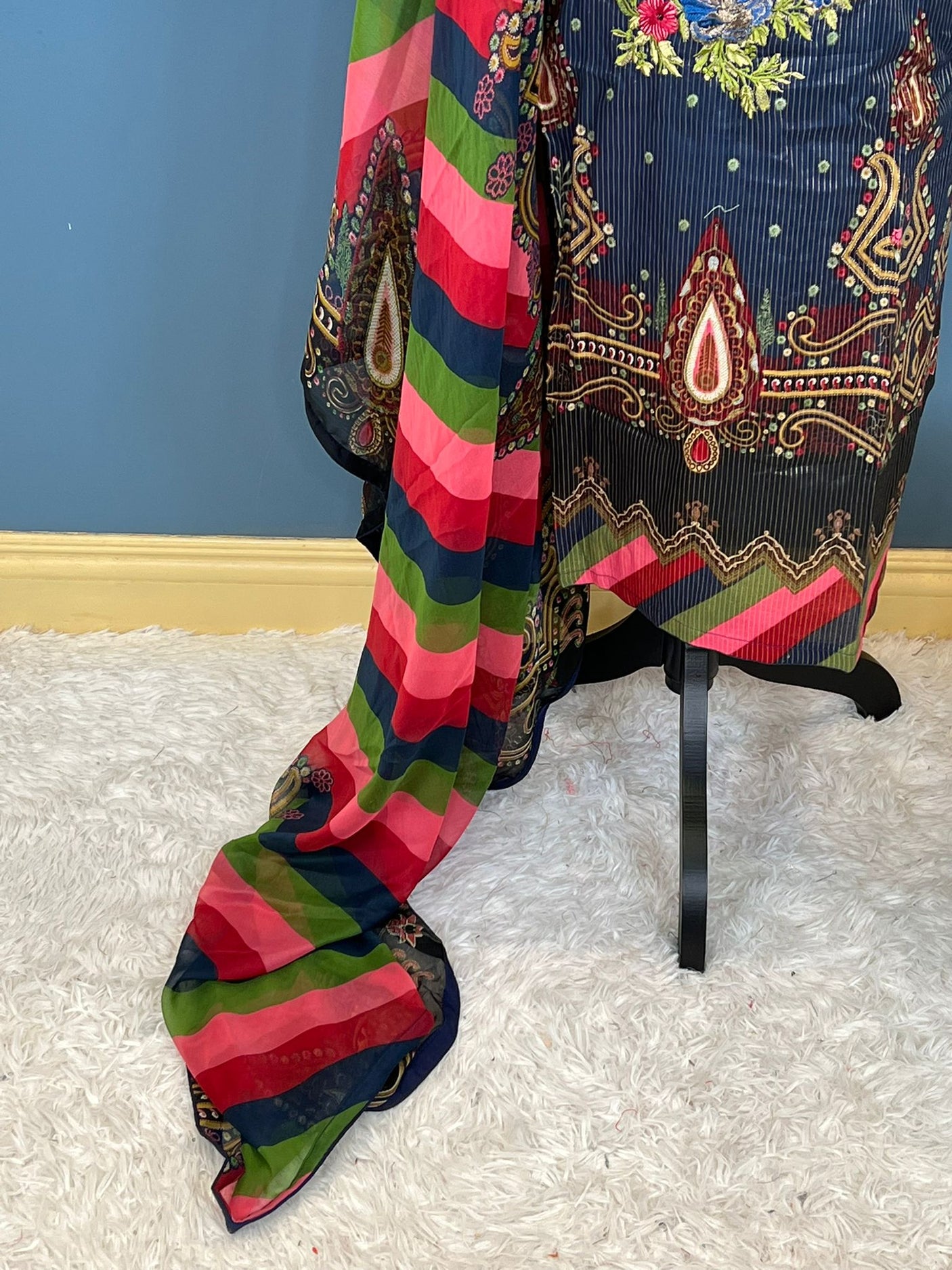 Pakistani Stitched Embroidered lawn Salwar kameez ready to ship