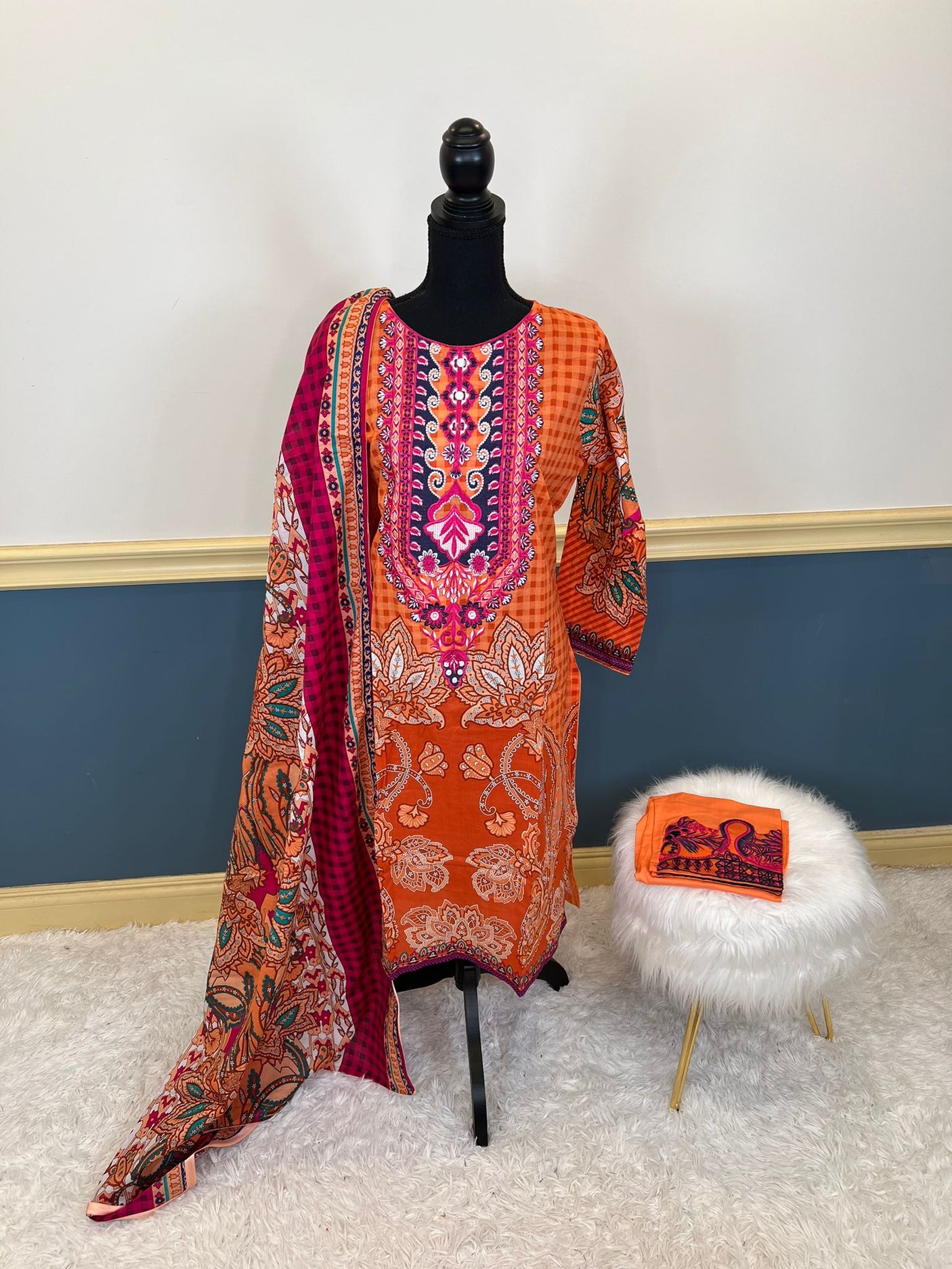 Pakistani Stitched Embroidered lawn Salwar kameez ready to ship