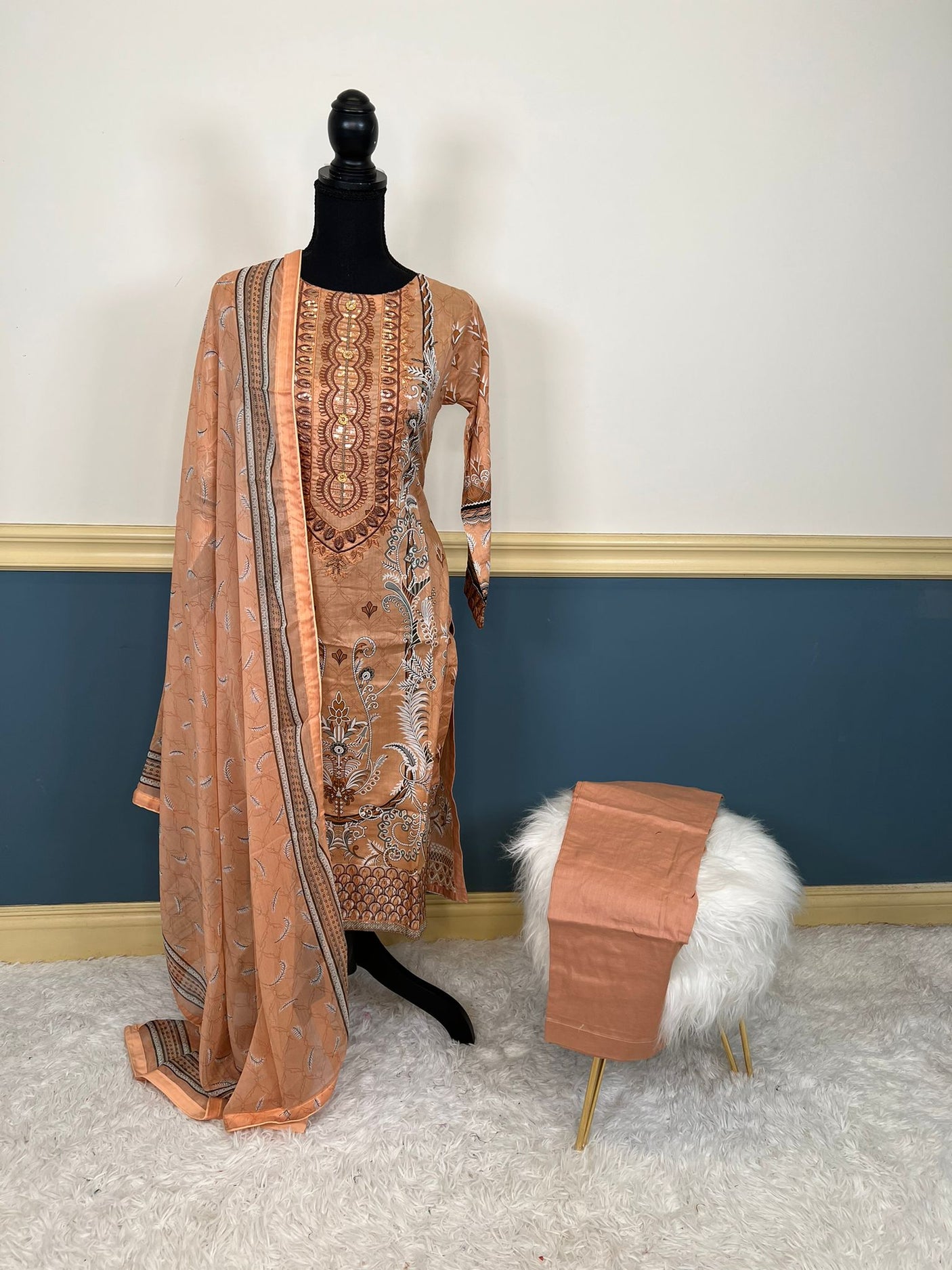 Pakistani Stitched Embroidered lawn Salwar kameez ready to ship