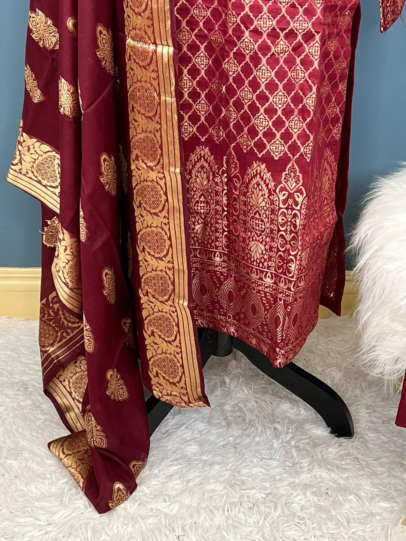 Pakistani Stitched Embroidered lawn Salwar kameez ready to ship