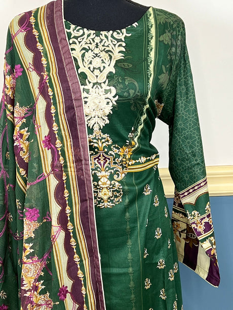 Pakistani Stitched Embroidered lawn Salwar kameez ready to ship