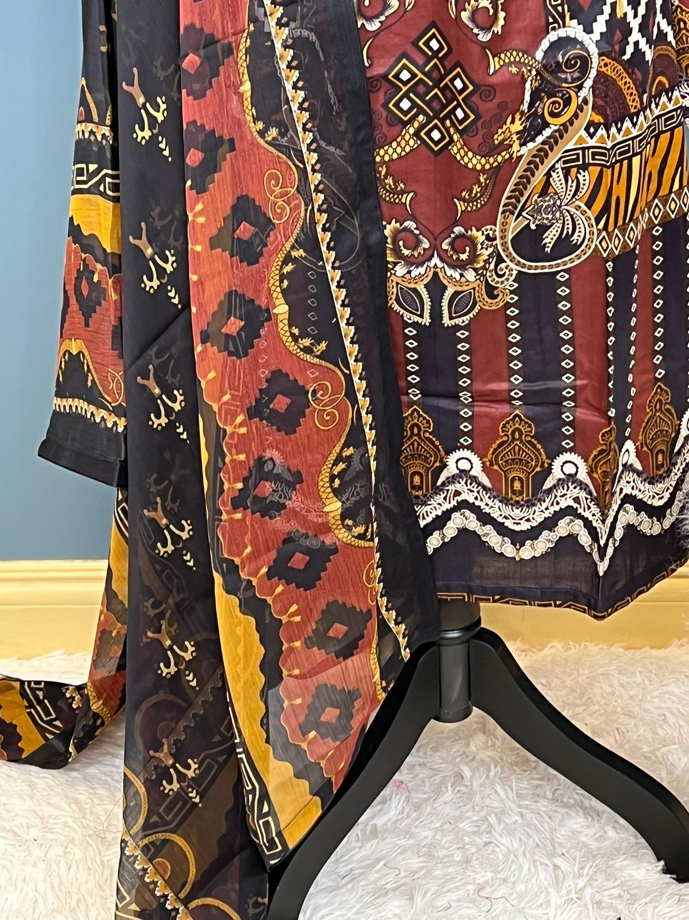 Pakistani Stitched Embroidered lawn Salwar kameez ready to ship