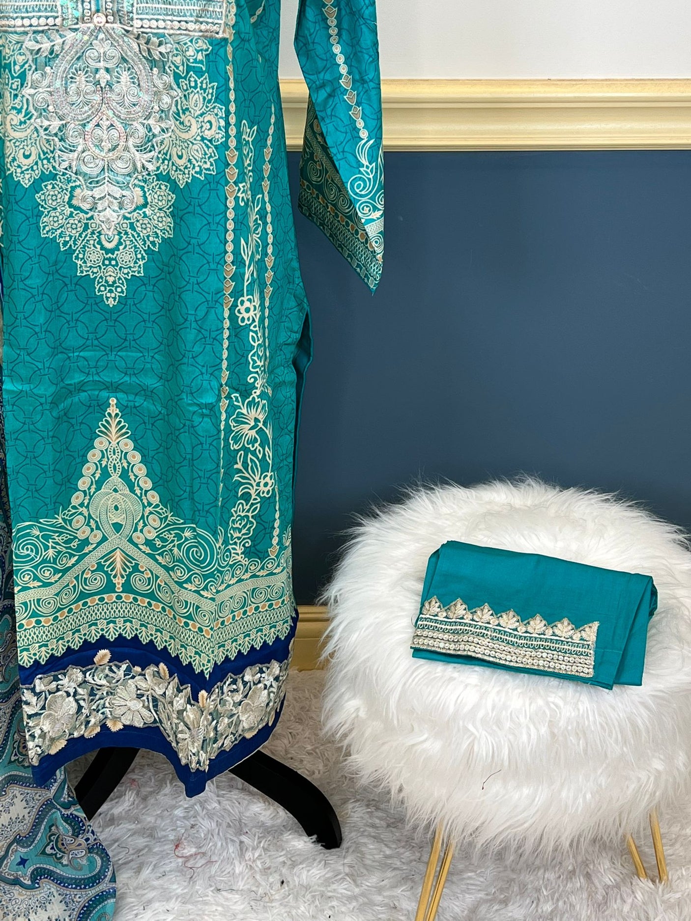 Pakistani Stitched Embroidered lawn Salwar kameez ready to ship