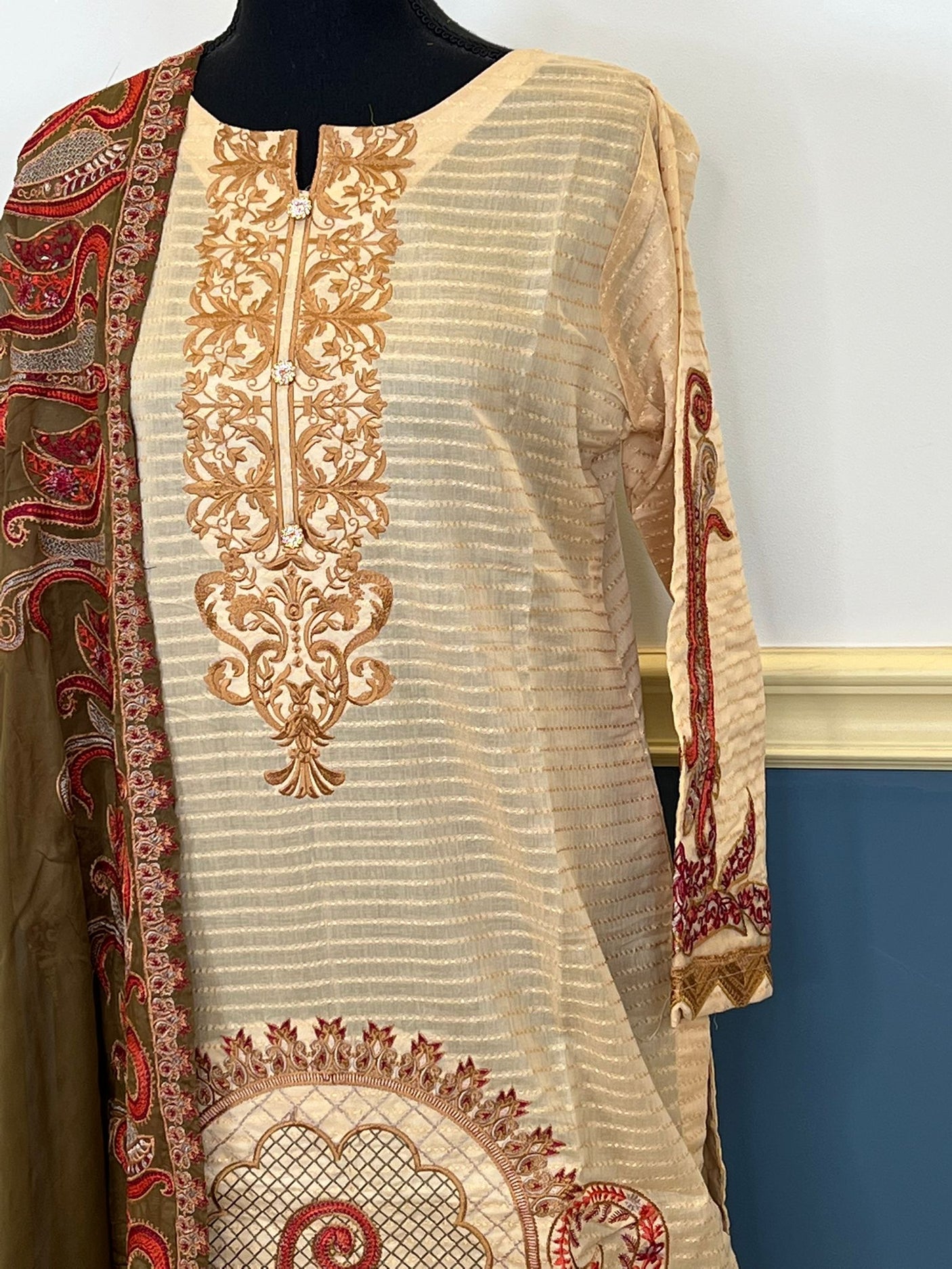 Pakistani Stitched Embroidery luxury  lawn Dresses Ready To Ship