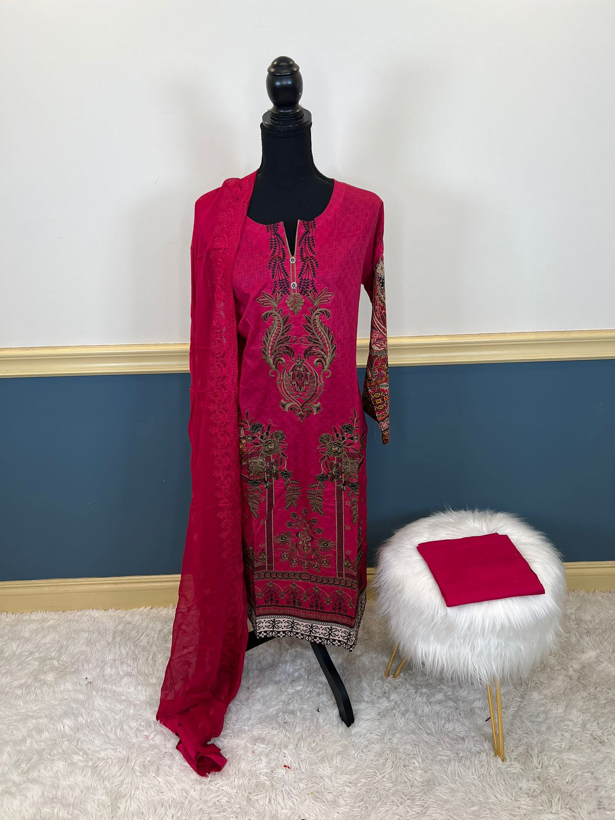 luxury Embroidered lawn Ready To Ship