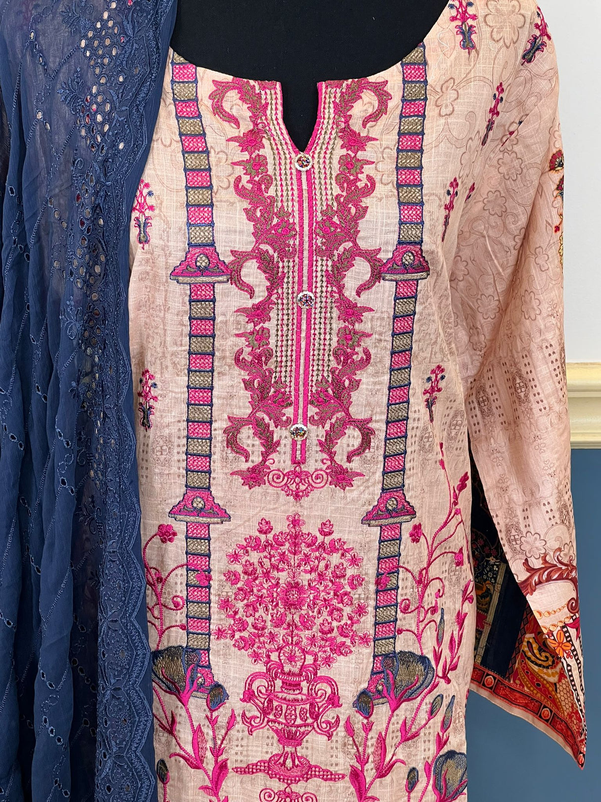 luxury Embroidered lawn Ready To Ship