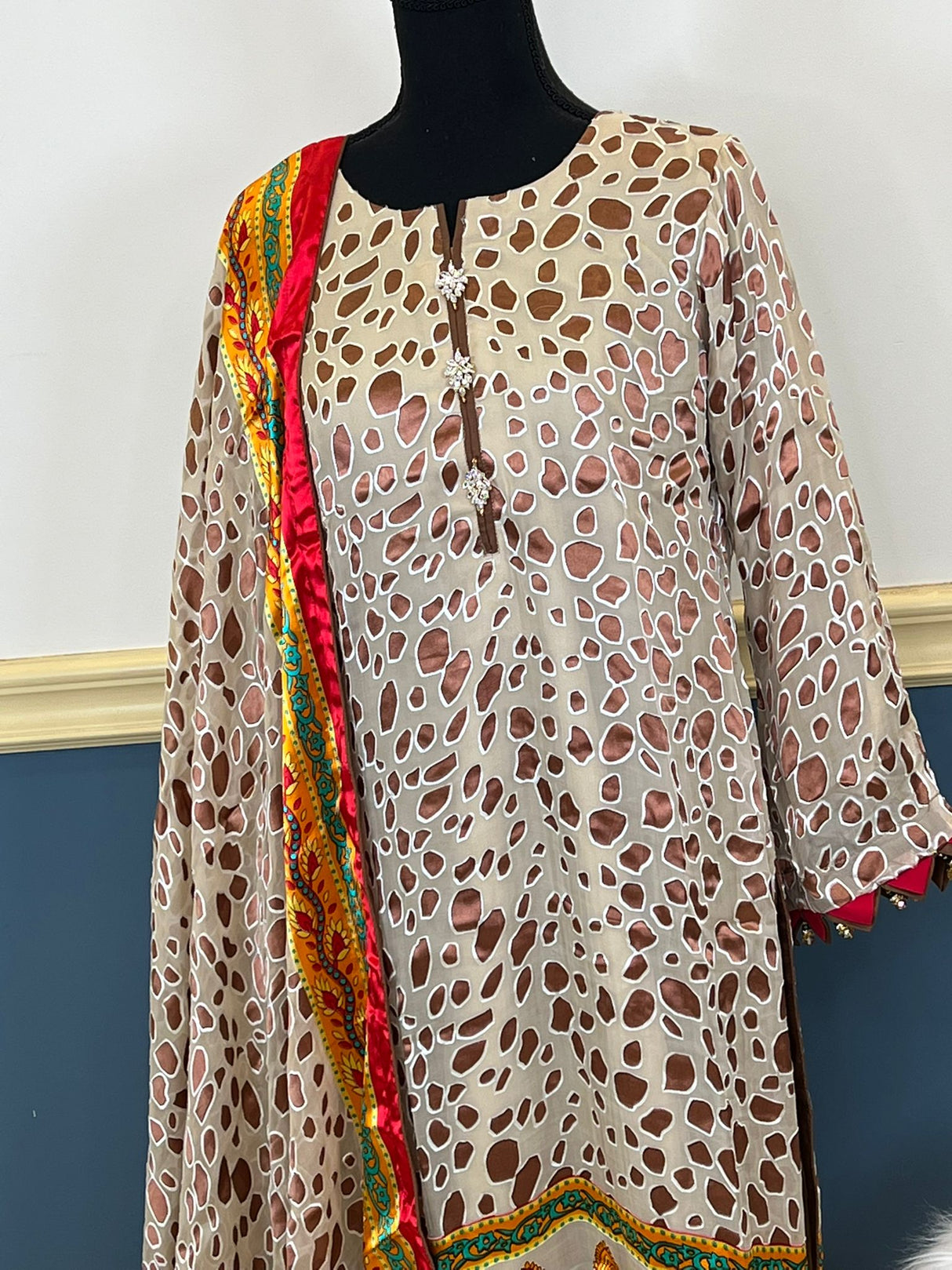 Pakistani Orginal Butique Collection -100% Original Guaranteed