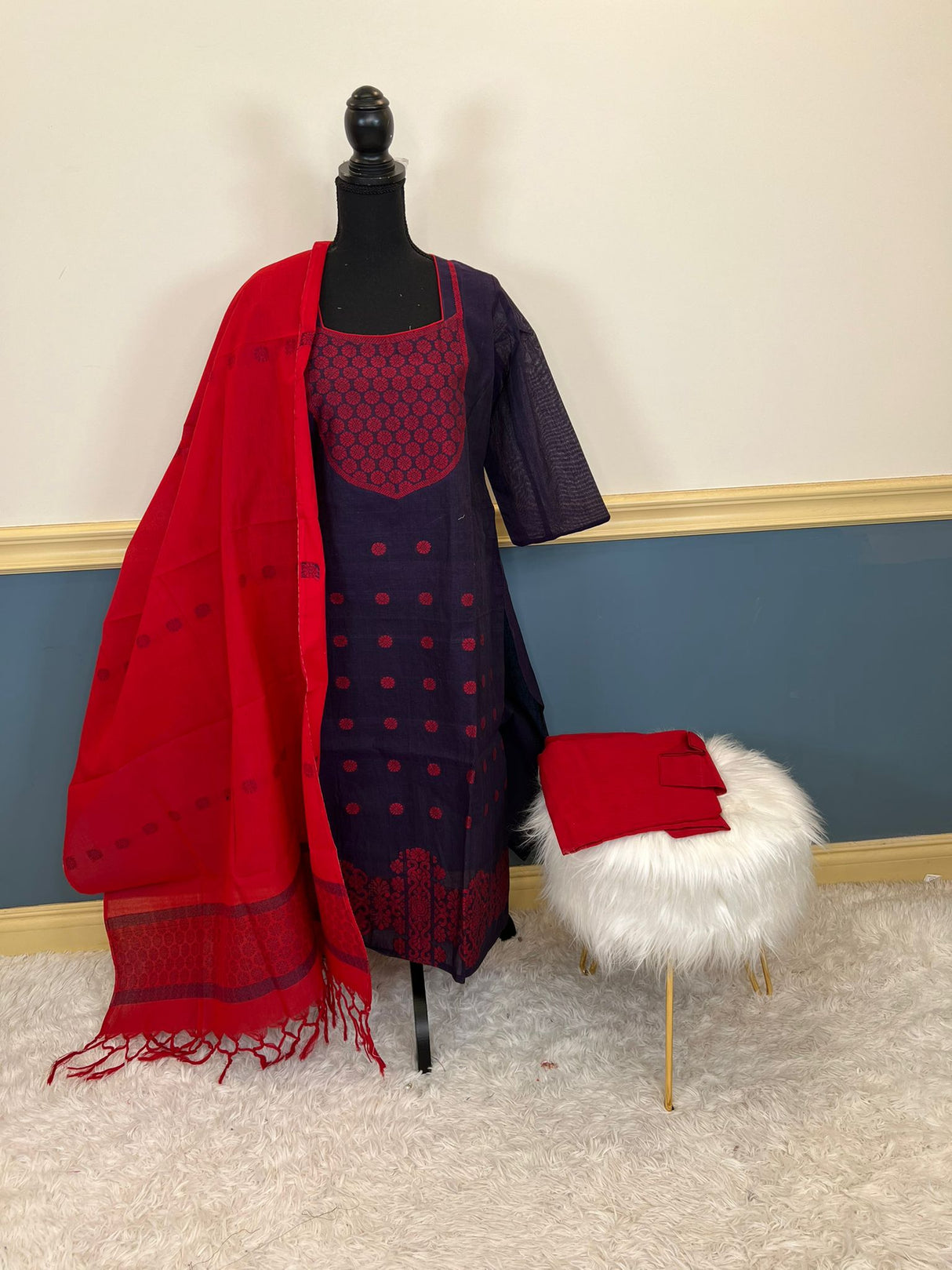 Bangladeshi Jamdani salwar kamiz