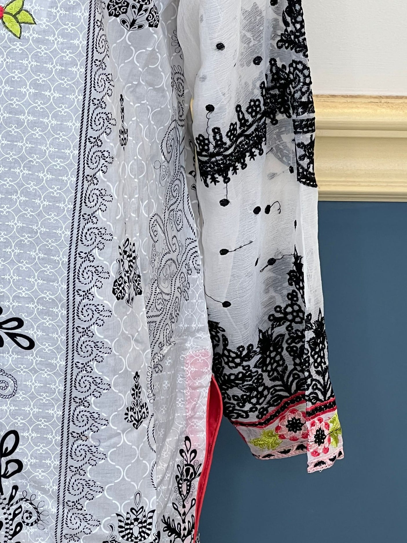 Pakistani Stitched Embroidered lawn Salwar kameez ready to ship