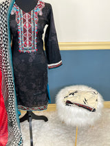 Pakistani Stitched Embroidered lawn Salwar kameez ready to ship