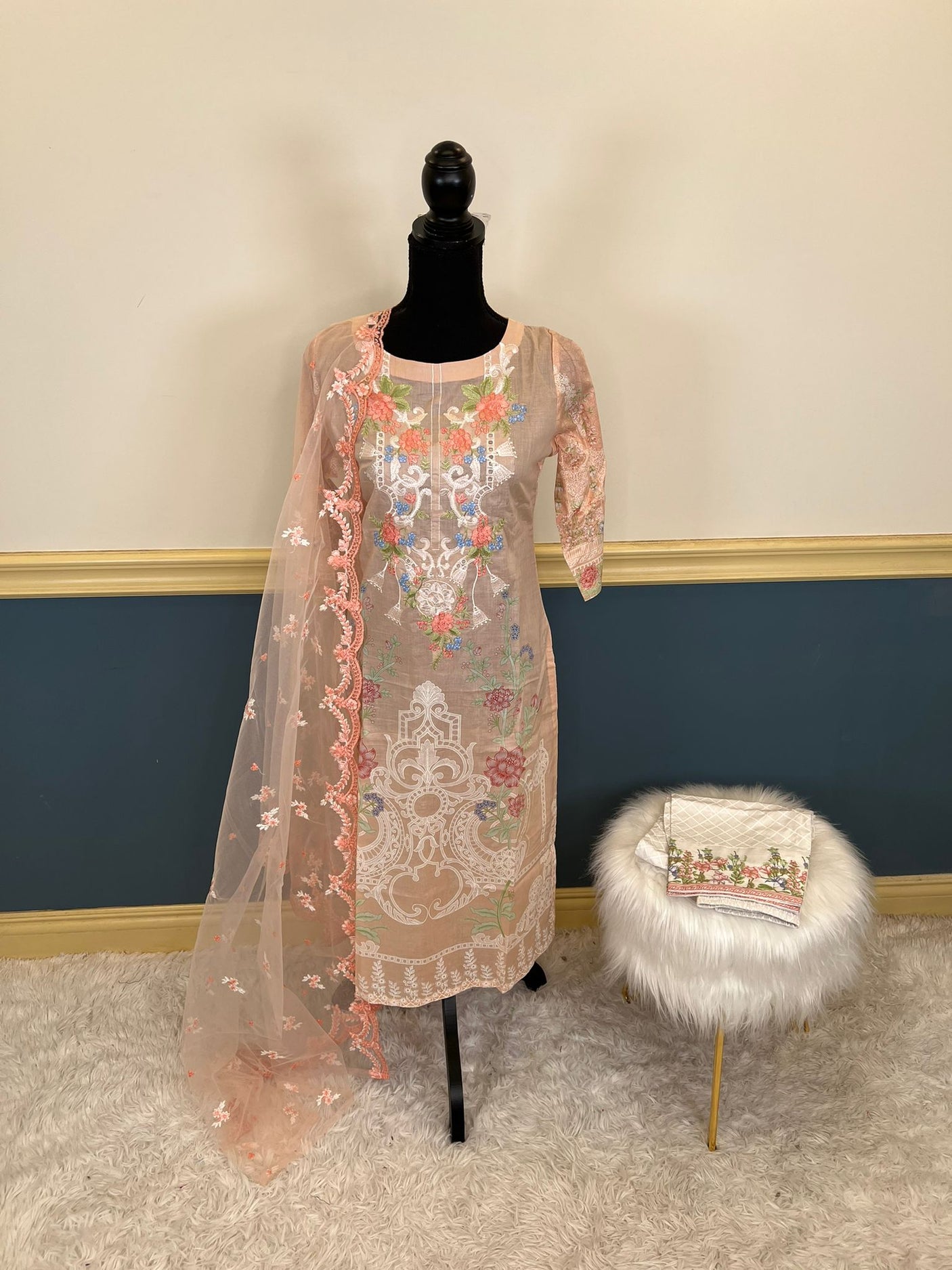 Pakistani Stitched Embroidered lawn Salwar kameez ready to ship