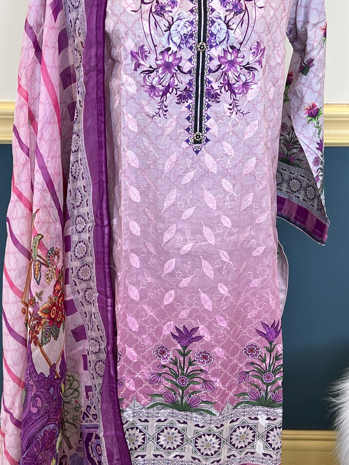 Pakistani Stitched Embroidered lawn Salwar kameez ready to ship